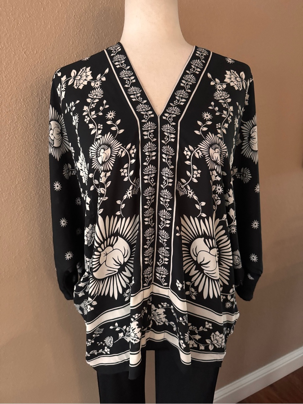 Rose & Olive Black and Cream Floral V-Neck Boho Blouse - Picture 6 of 8